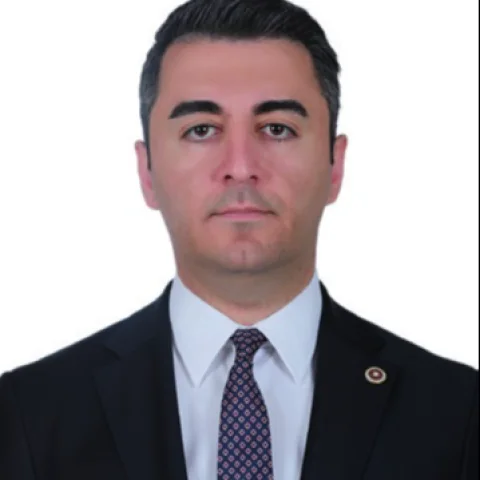 Cem Avşar