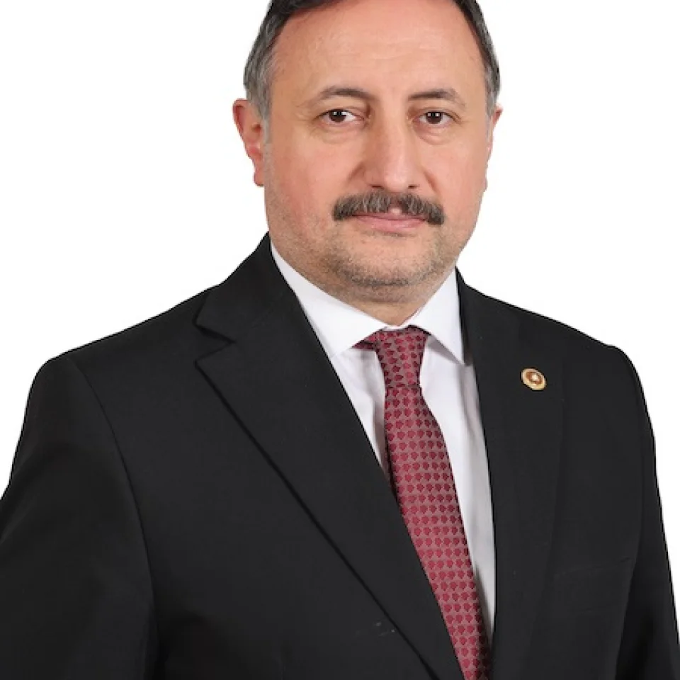 İsmail Emrah Karayel