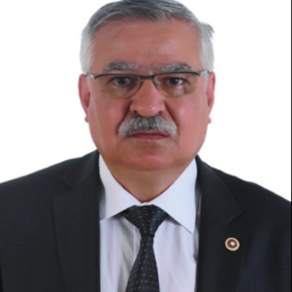 Latif Selvi