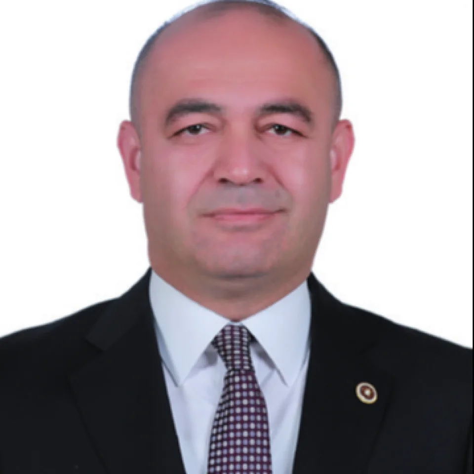 Özgür Karabat