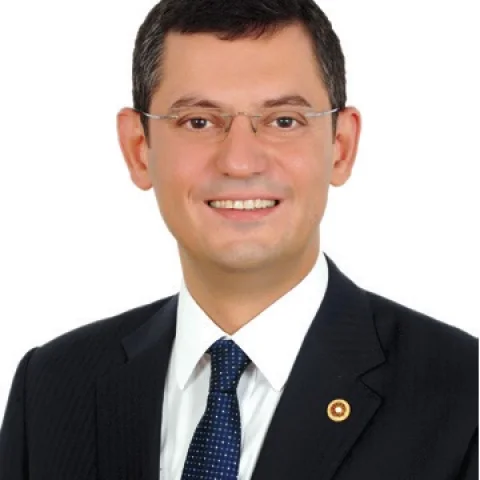 Özgür Özel