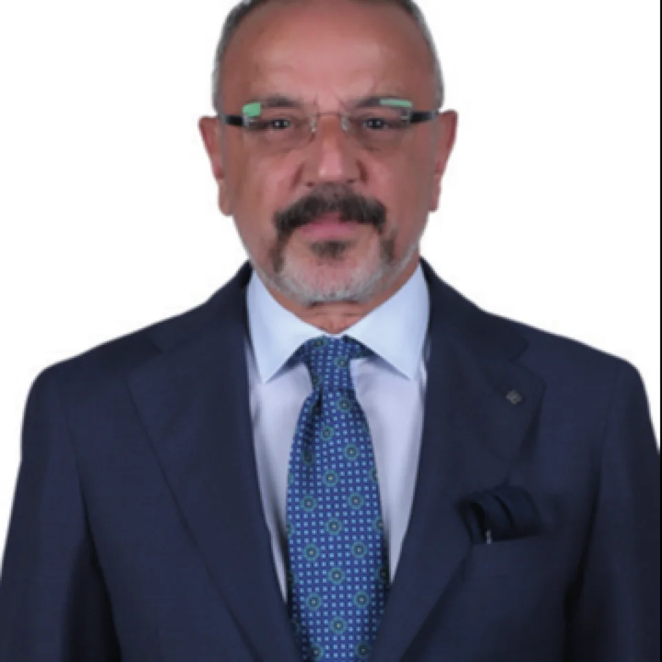 Sırrı Sakık