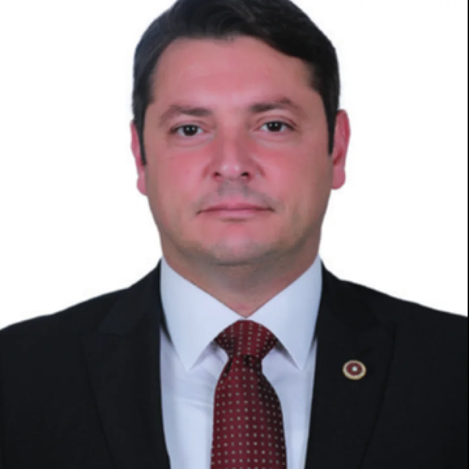 Turan Taşkın Özer