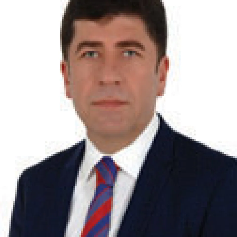 Yaşar Tüzün